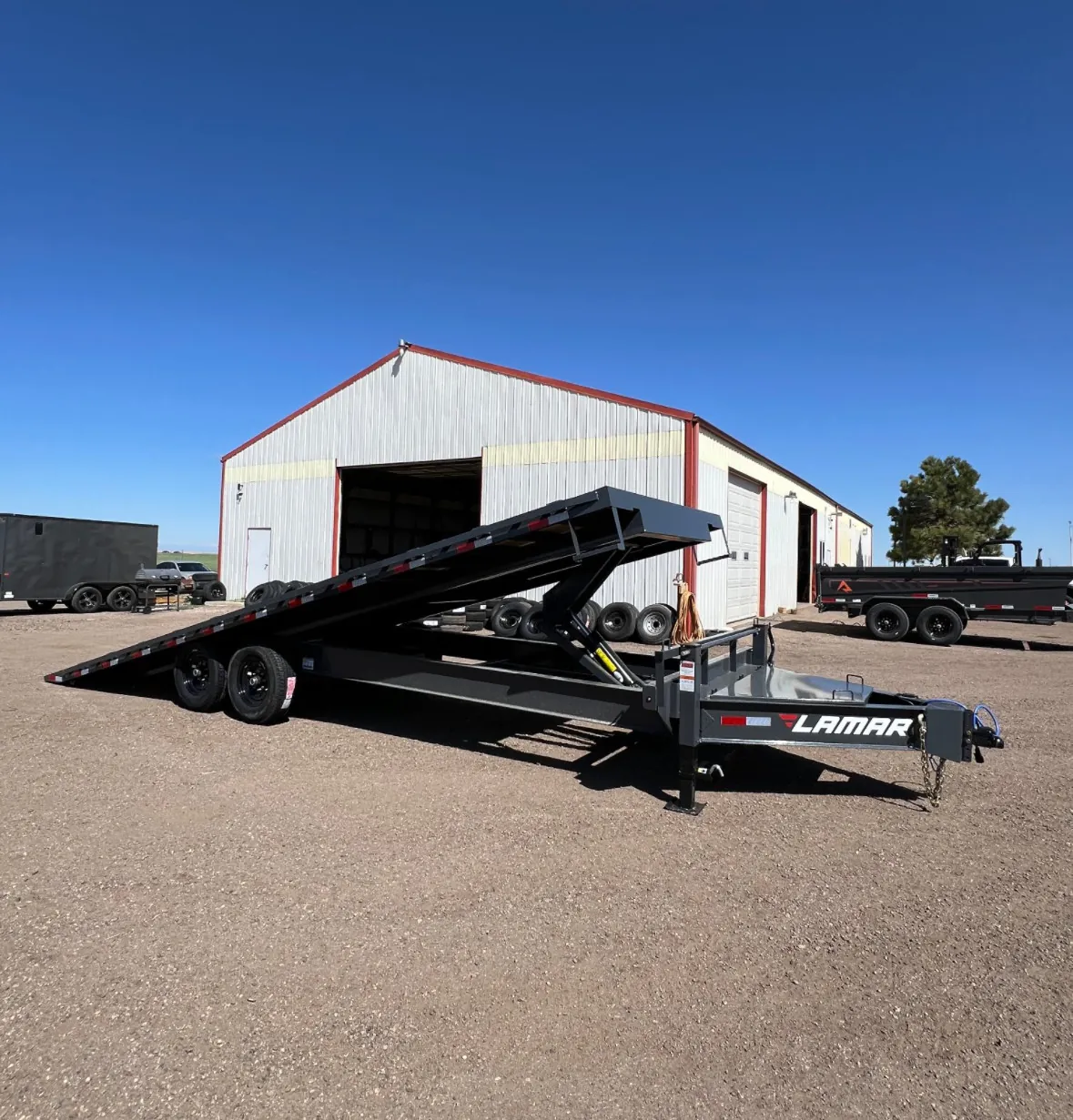 24 Ft Lamar Deckover Tilt for rent in Colorado Springs