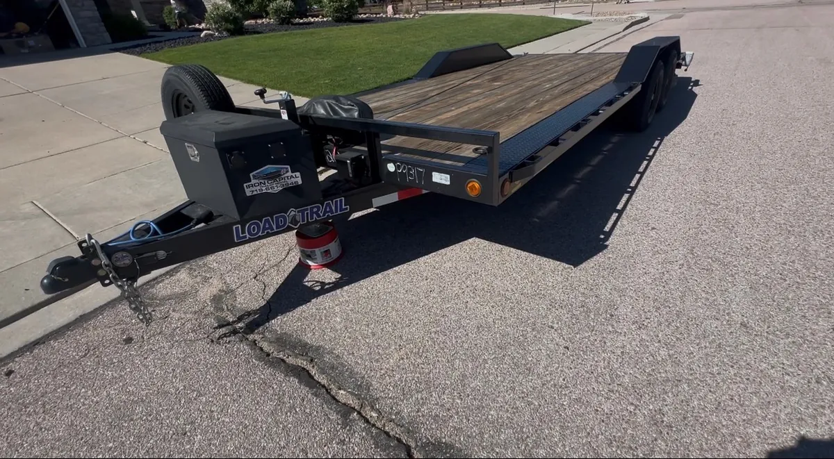 20 Ft Load Trail Flatbed — additional view